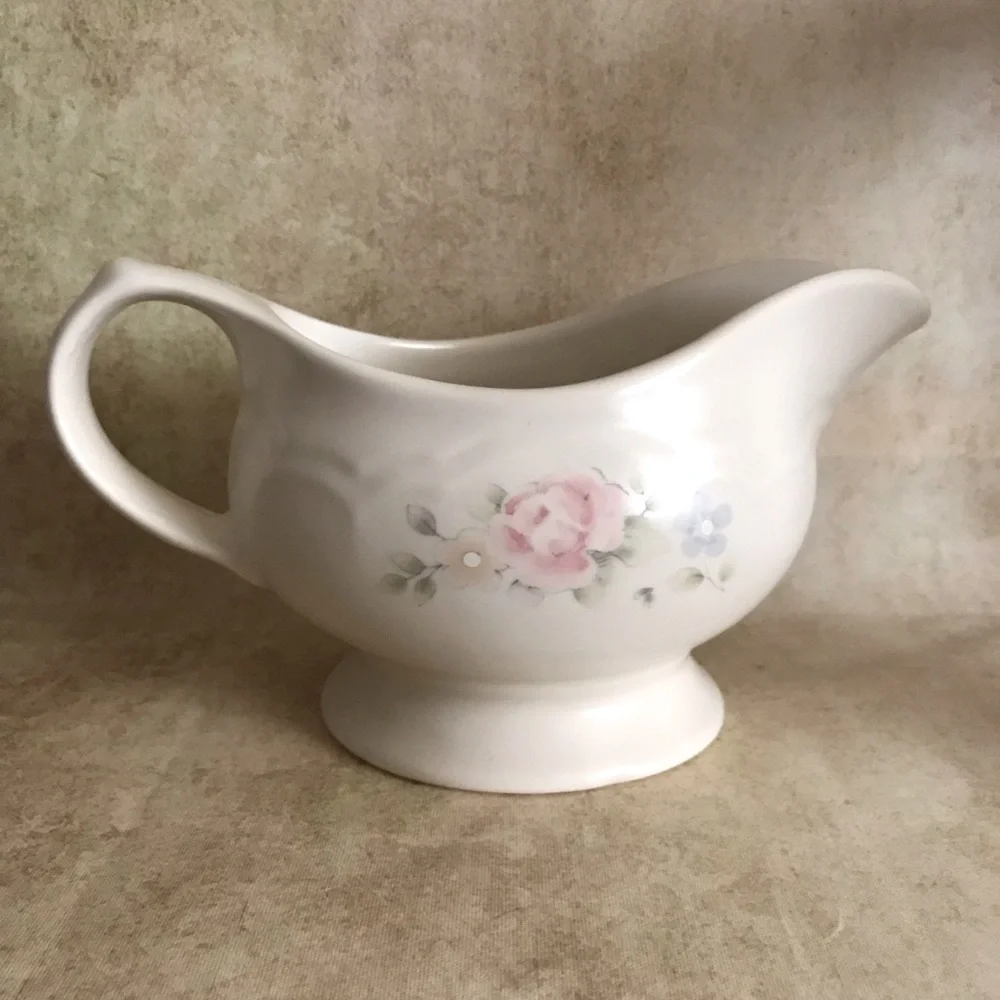 Pfaltzgraff Stoneware Gravy Boat